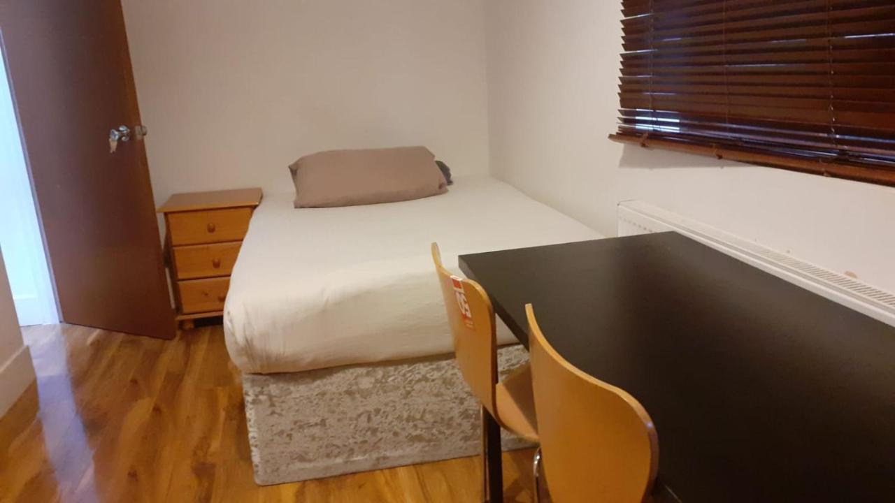 Sw16 Norbury Guesthouse Londres Extérieur photo